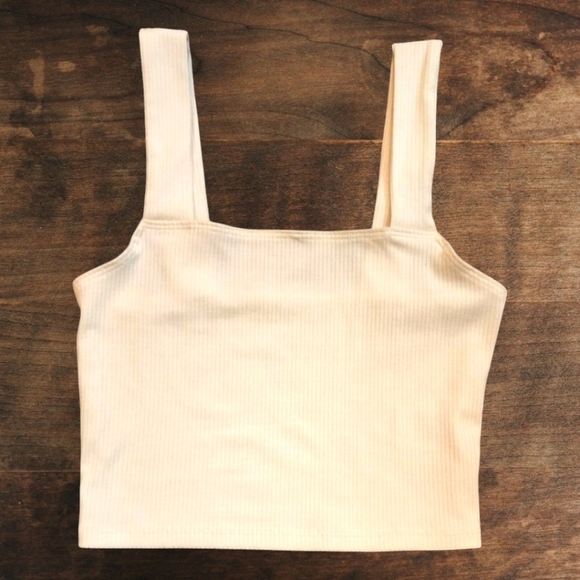American Eagle Outfitters Tops - 🔖Final Sale! American Eagle Ivory Ribbed Thick Strap Cropped Tank Top